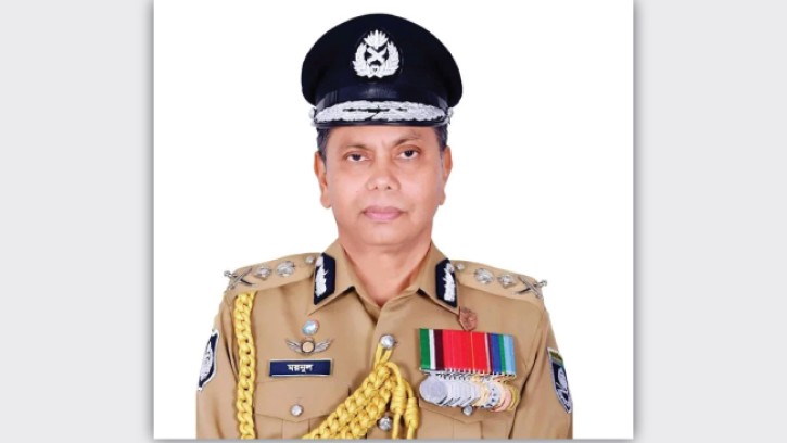 চলমান বিশেষ অভিযান জোরদার করার নির্দেশ আইজিপির